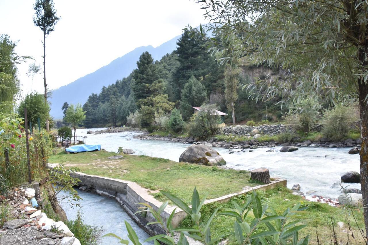 Hotel Lidder Palace Pahalgām Екстериор снимка