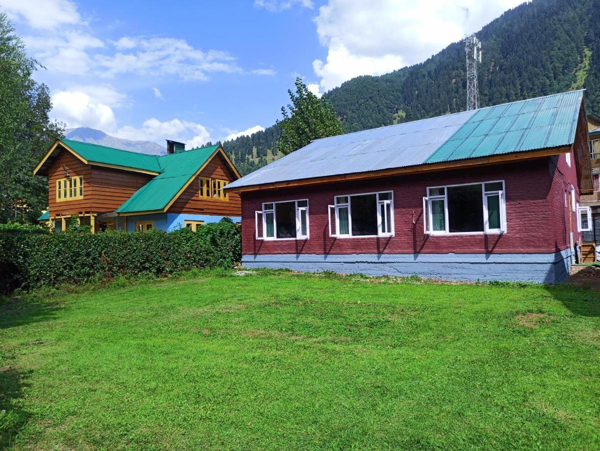 Hotel Lidder Palace Pahalgām Екстериор снимка