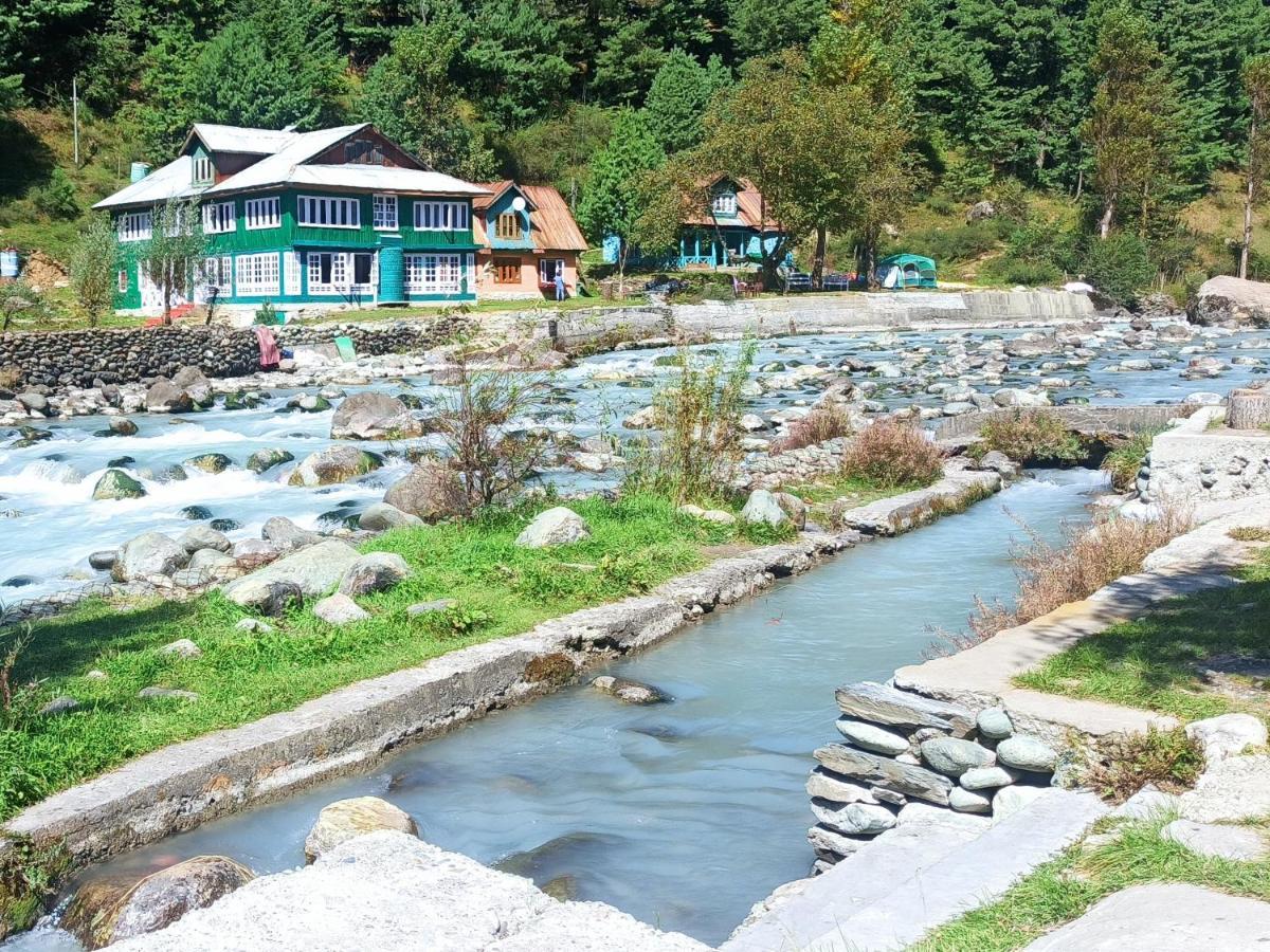 Hotel Lidder Palace Pahalgām Екстериор снимка