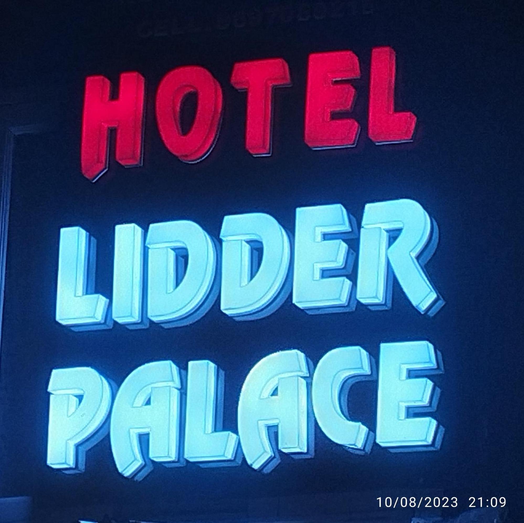 Hotel Lidder Palace Pahalgām Екстериор снимка